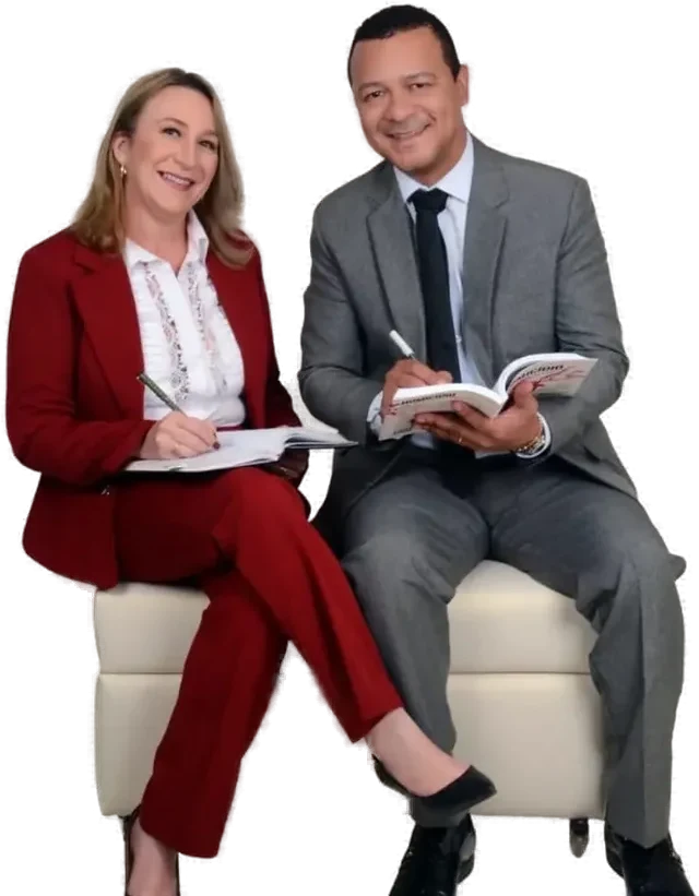 Dra. Lucimar Goedert e Dr. Cleber Matias, advogados da Goedert & Santos